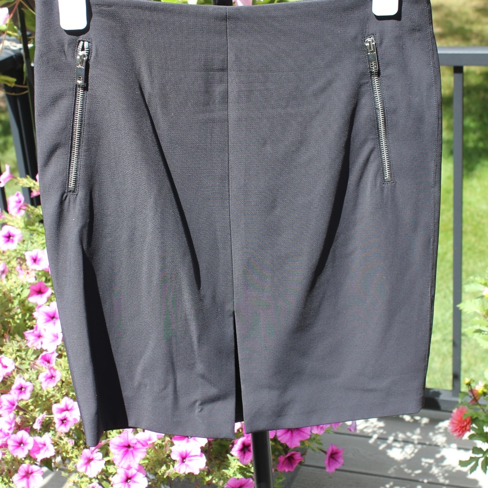 Rag & Bone Black Skirt with Zipper Detail Size 6